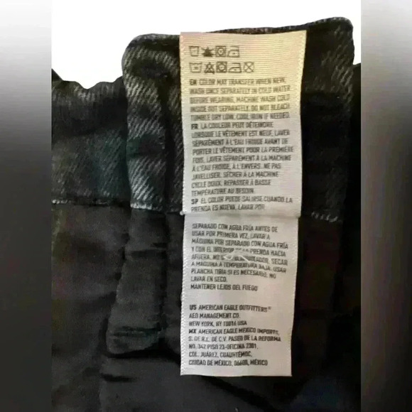 American Eagle Mom Jean Size 00 - Picture 5 of 5